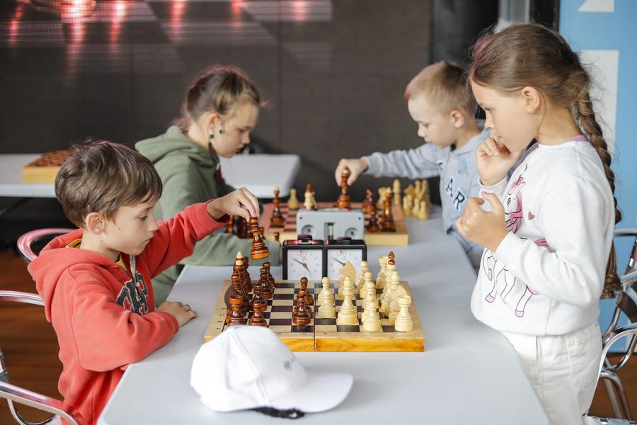 “年轻的国际象棋棋手”在莫斯科进行棋盘游戏比赛