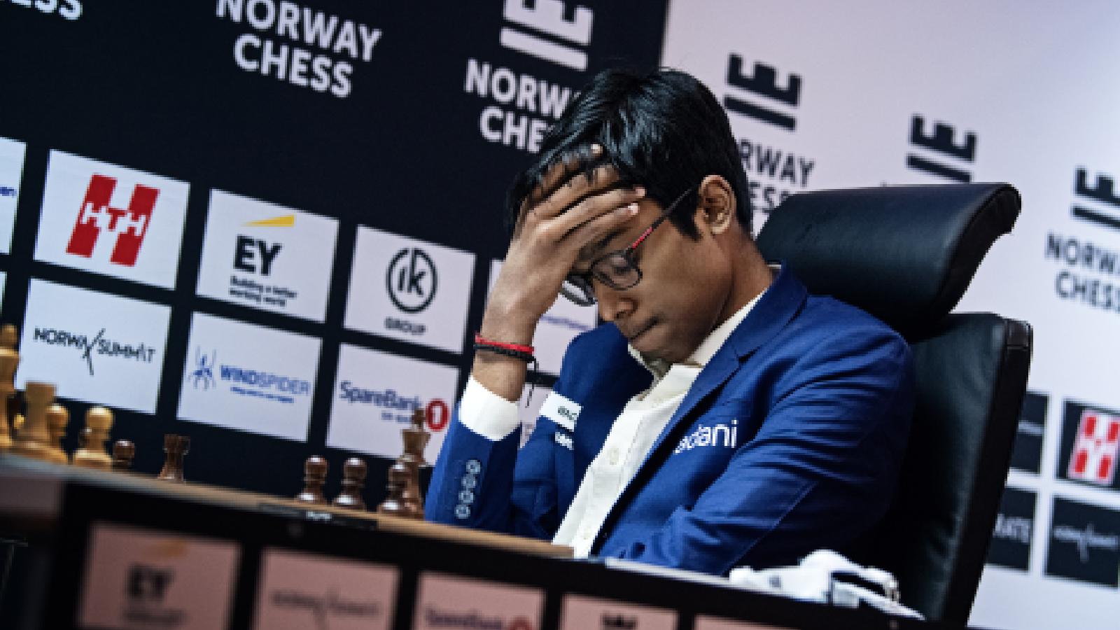 普拉格南达哈输掉领先，丁立人震惊，马格努斯·卡尔森在挪威国际象棋疯狂的一天中运气不错 | 国际象棋新闻