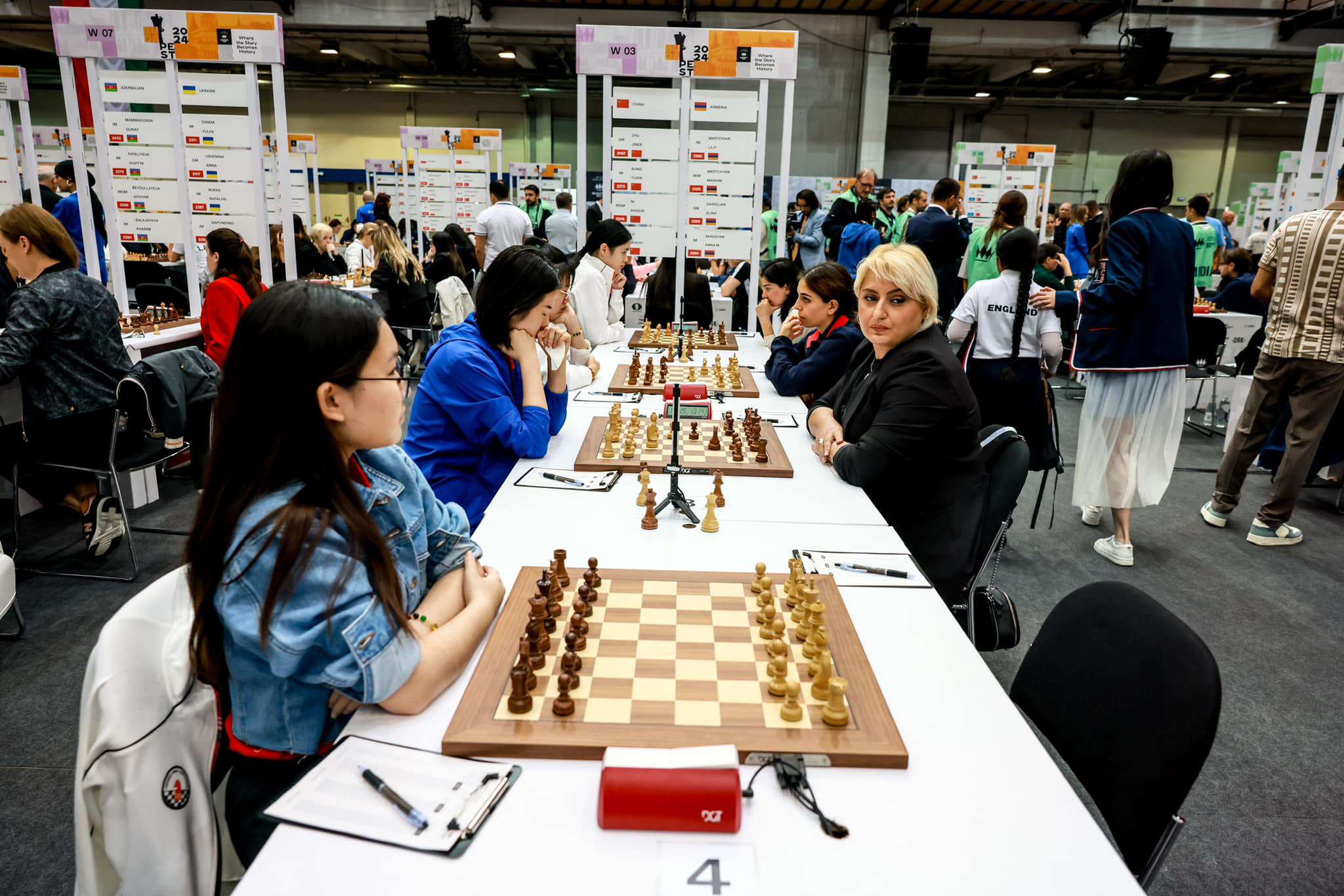 亚美尼亚队在世界国际象棋奥林匹克比赛中获胜